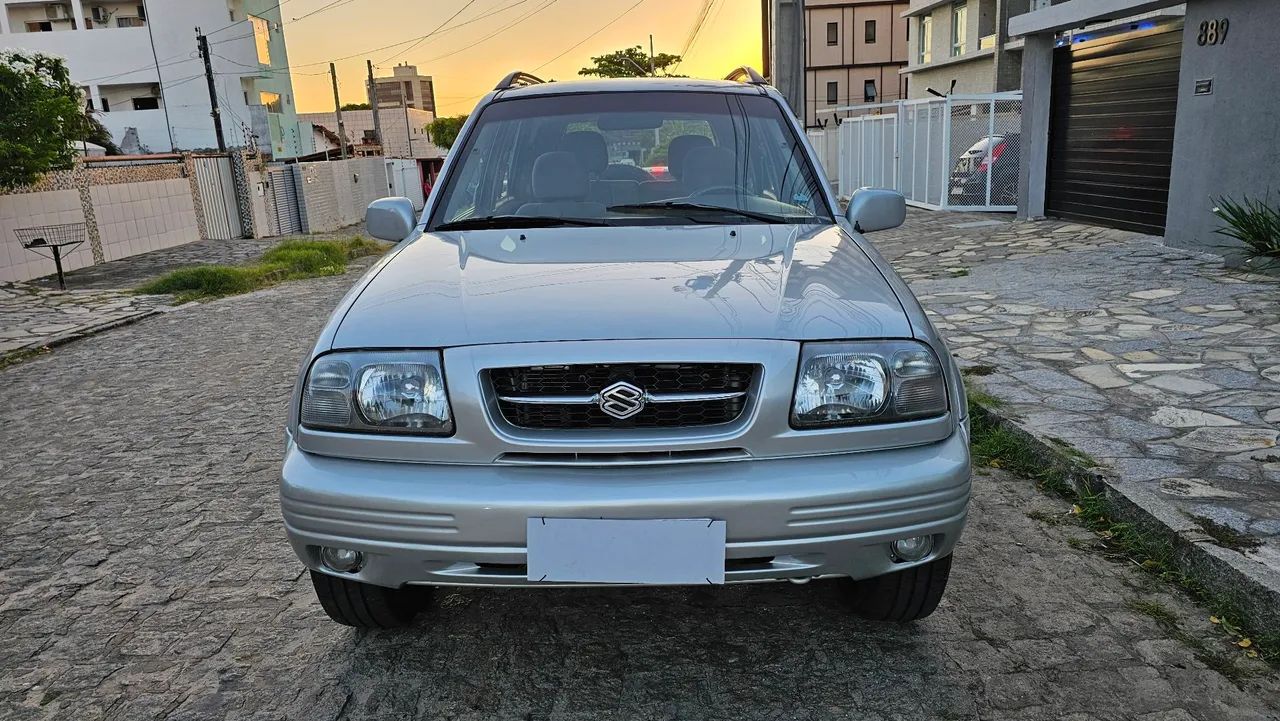 Suzuki Grand Vitara 2.5 V6 5P Aut. 2000