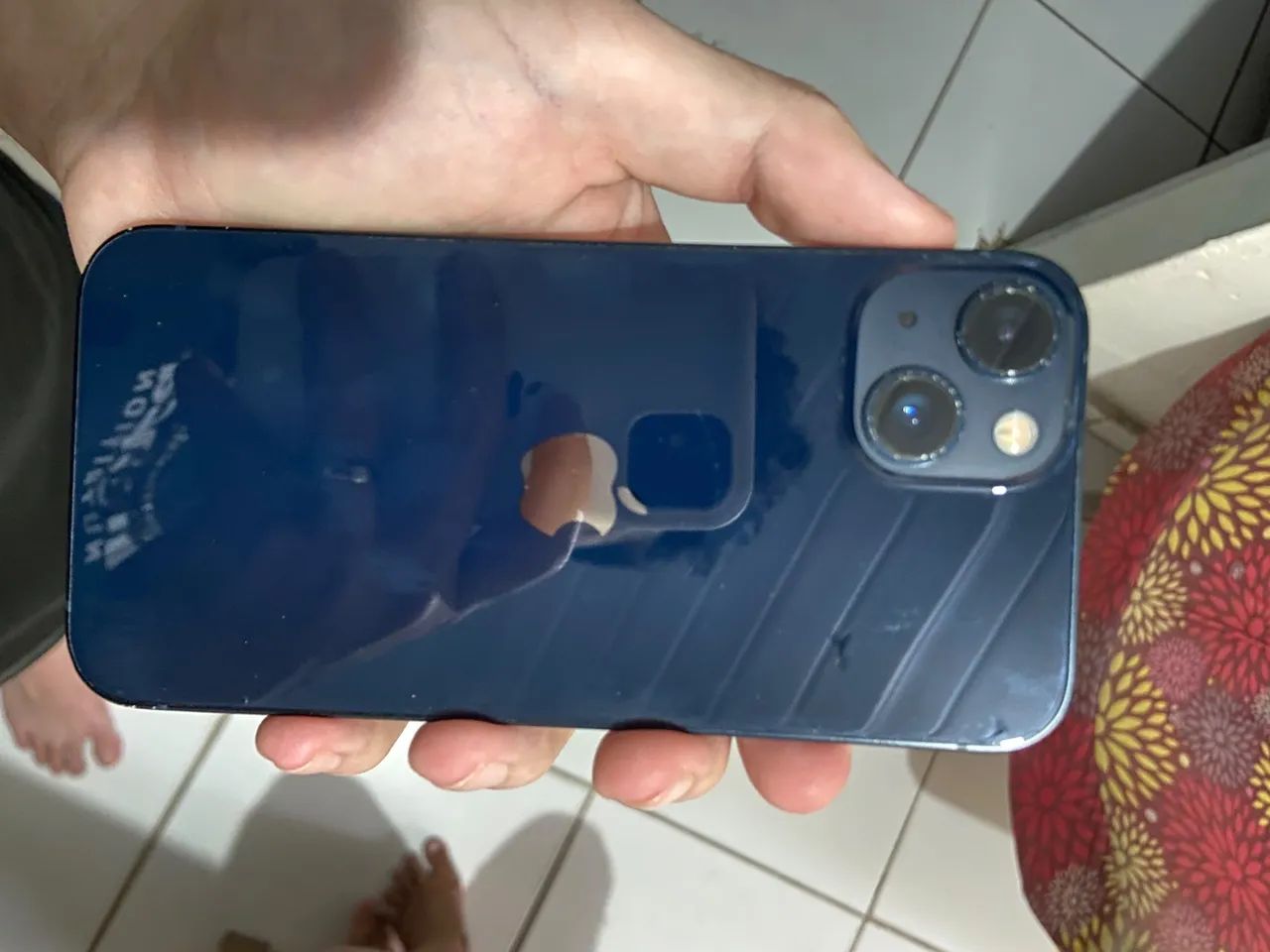 Troco ou vendo iphone13 - Foto 3