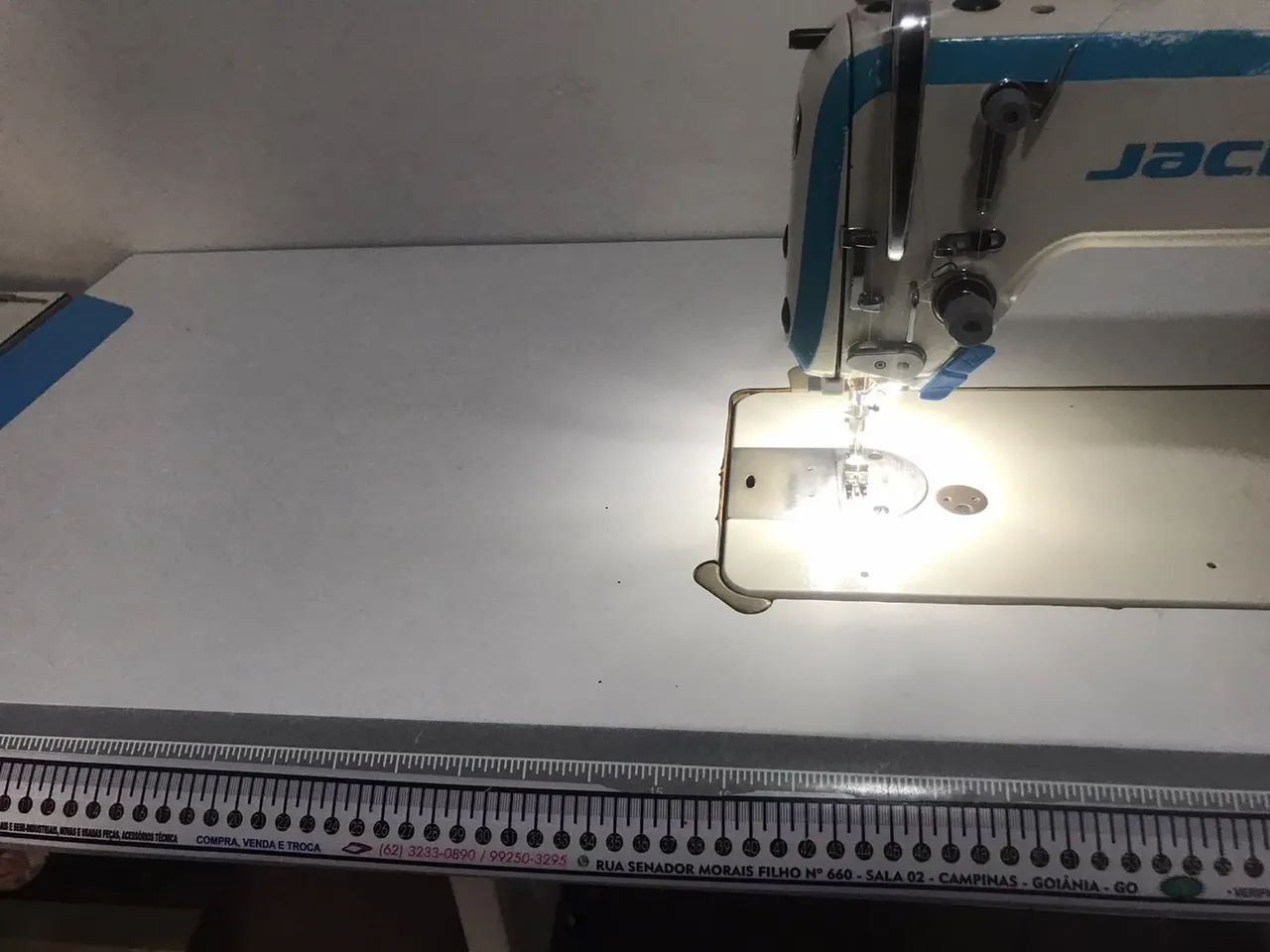 Máquina Reta eletrônica A3 semi nova excelente. - Foto 5