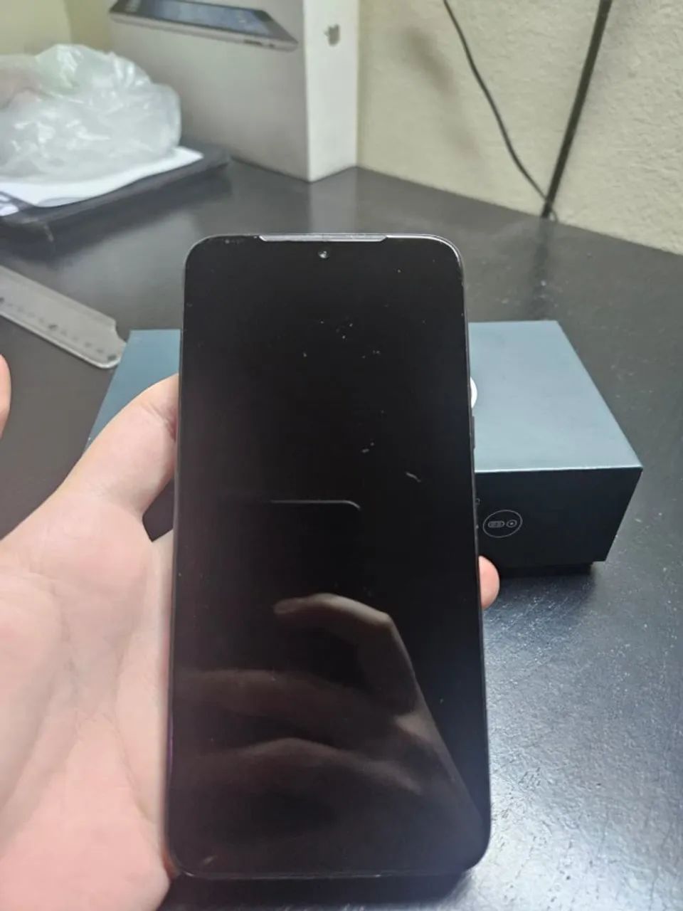Moto G8 Plus 64GB --  Bom Estado - Foto 2