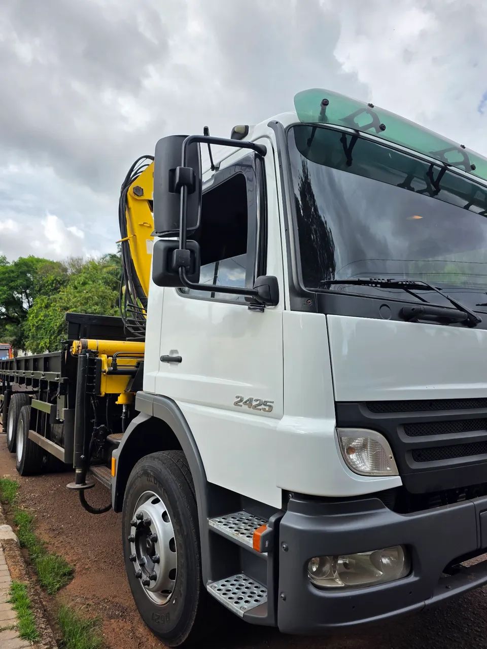 Mb Atego 2425 Munck Luna 25005  - Foto 2