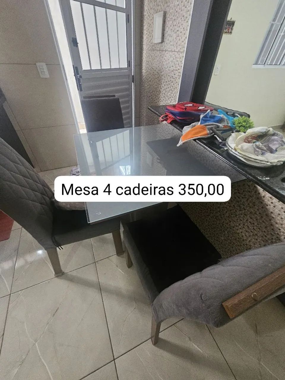 Mesa 4 cadeiras tampo de vidro