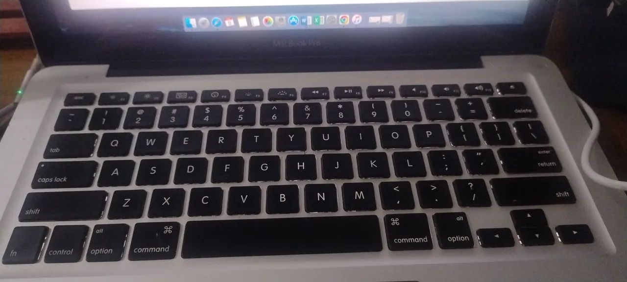 MacBook Pro<br>10GB RAM - Foto 4