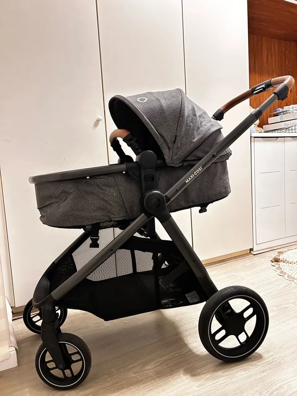 Carrinho Maxi-Cosi Anna³ com moisés - Foto 3