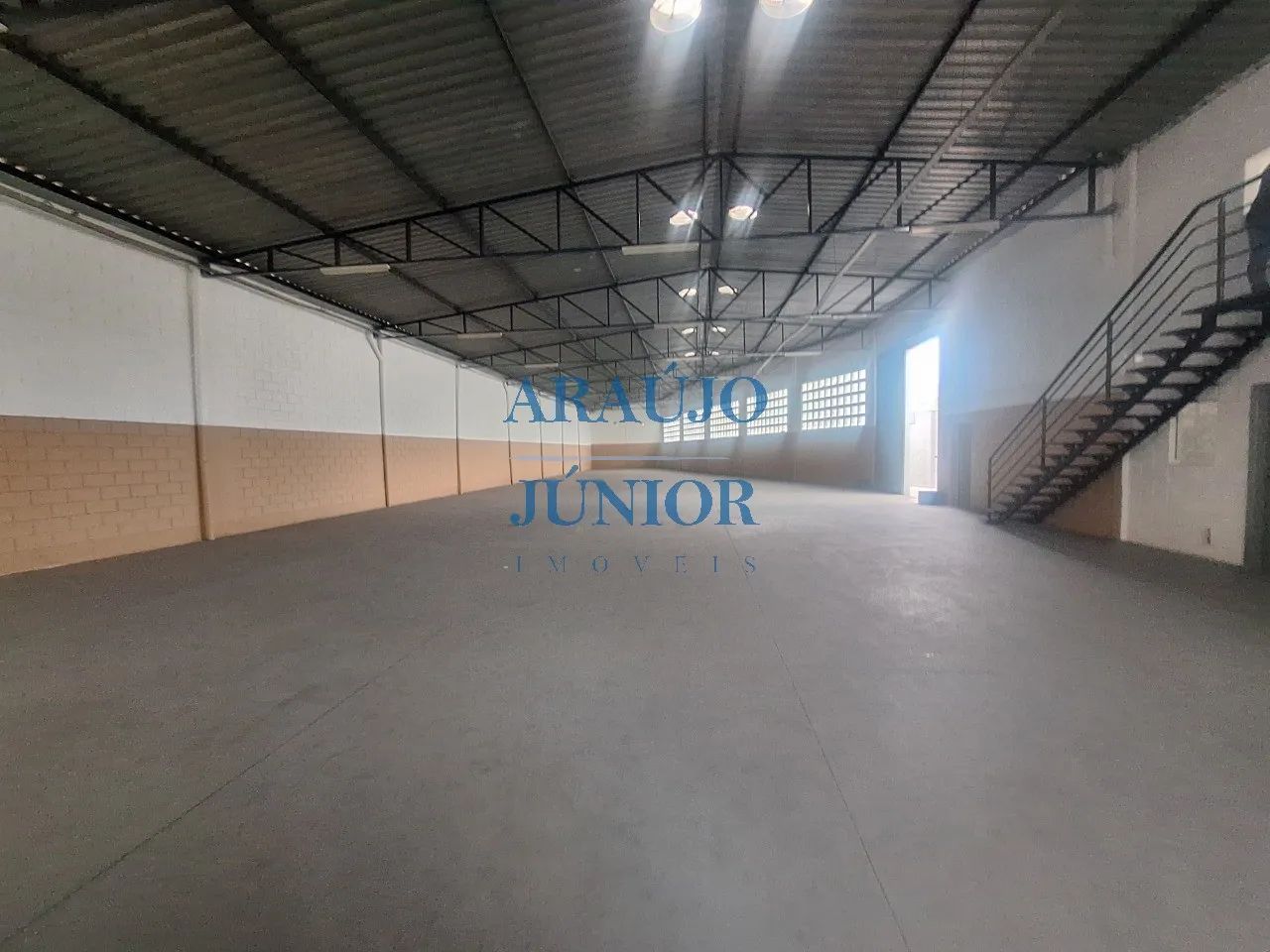 Galpão para locação em Santa Bárbara D'oeste-SP, Distrito Industrial I: 4 salas, 2 banheir - Foto 4