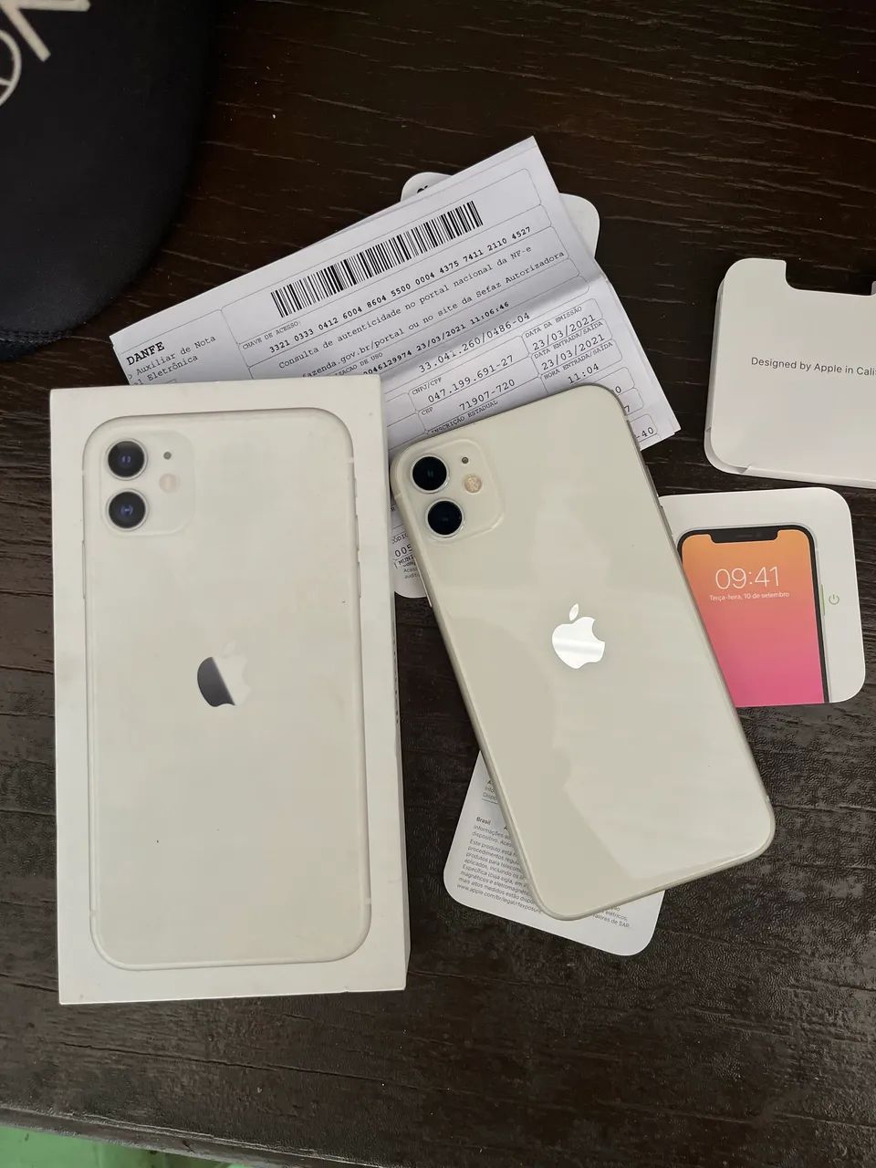 Iphone 11 com caixa e nota 