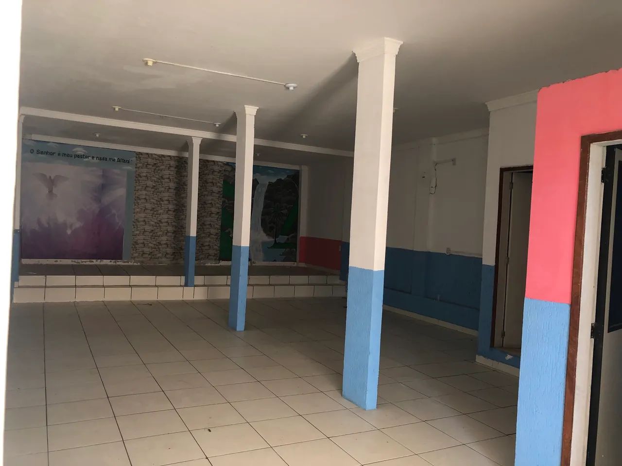 Salão 95m² para Igreja ou Comércio - 2 Banheiros - Cobilândia - Foto 3