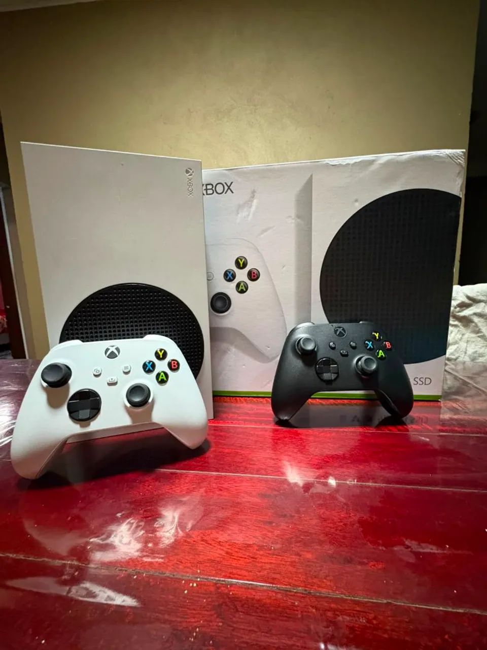 VENDO XBOX SERIES S COM 2 CONTROLES 