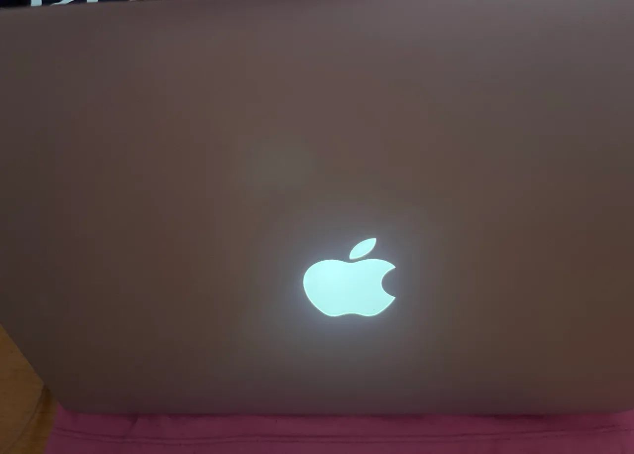 MacBook Air 13 polegadas (Mid 2012), em bom estado de funcionamento. - Foto 3