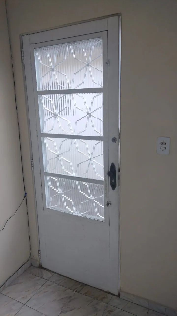 Casa com 2 quartos e quintal para alugar - Foto 4