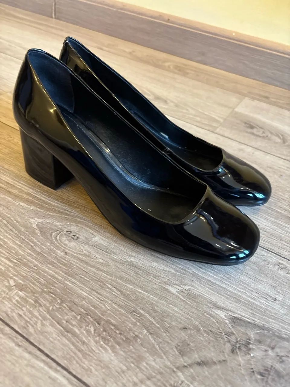sapato arezzo boneca preto 38, verniz  - Foto 3