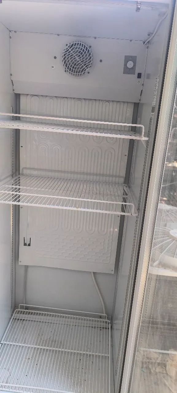 Freezer semi-novo - Foto 3