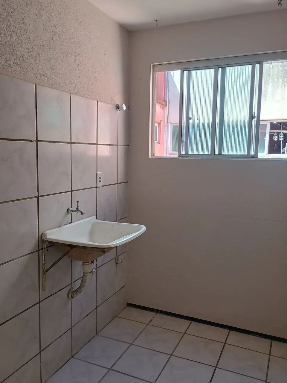 Alugo apartamento  no condomínio  Sol Mar.   - Foto 5