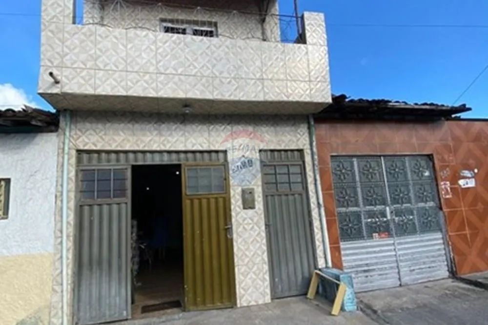CASA COM PRIMEIRO ANDAR NO VERGEL - Foto 2