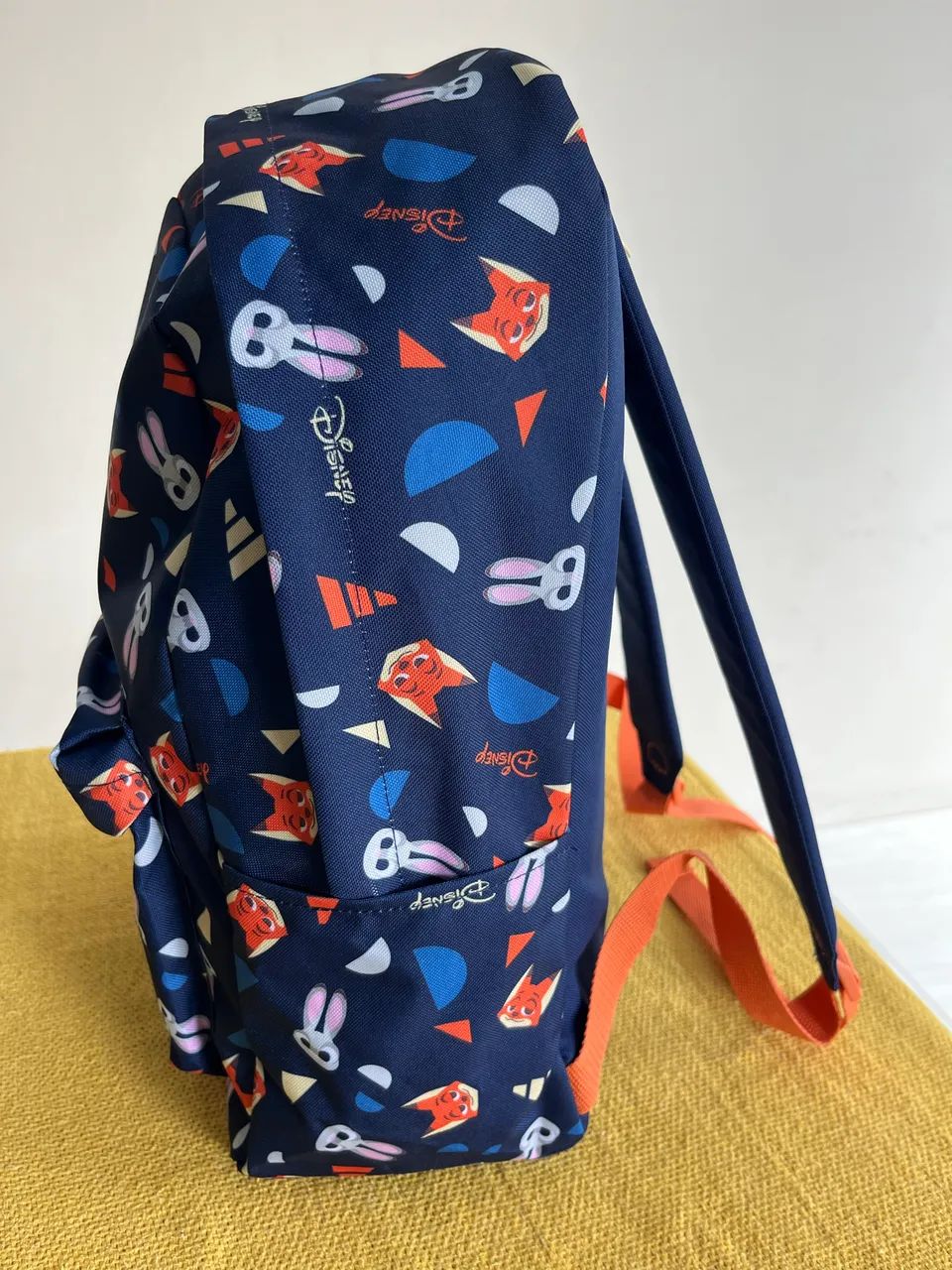 Mochila Adidas Disney Original e Nova  - Foto 3