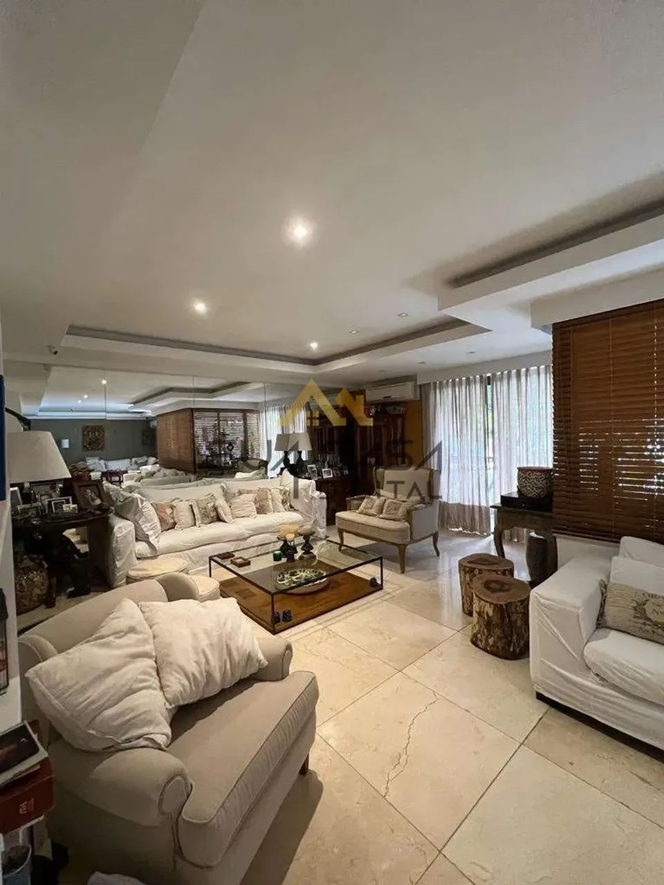 Leblon | Apartamento 4 quartos, sendo 2 suites REF: BAAP2433