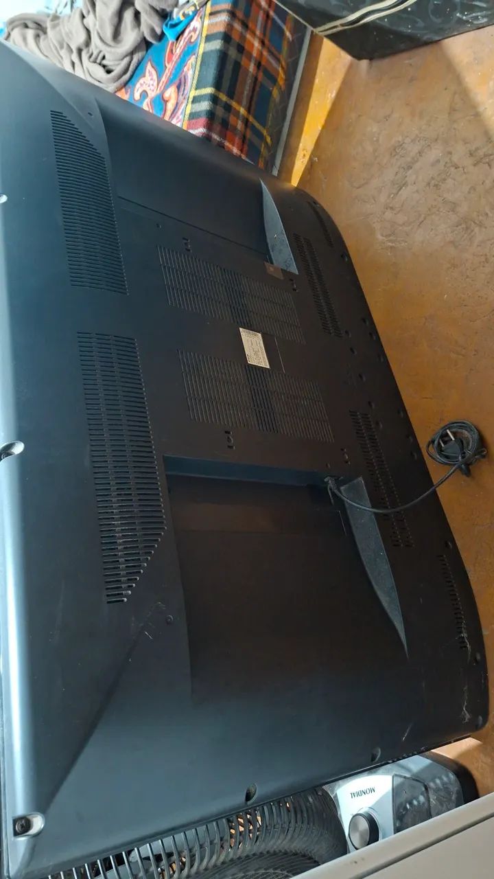 300$ - TV CCE 42" - Foto 4