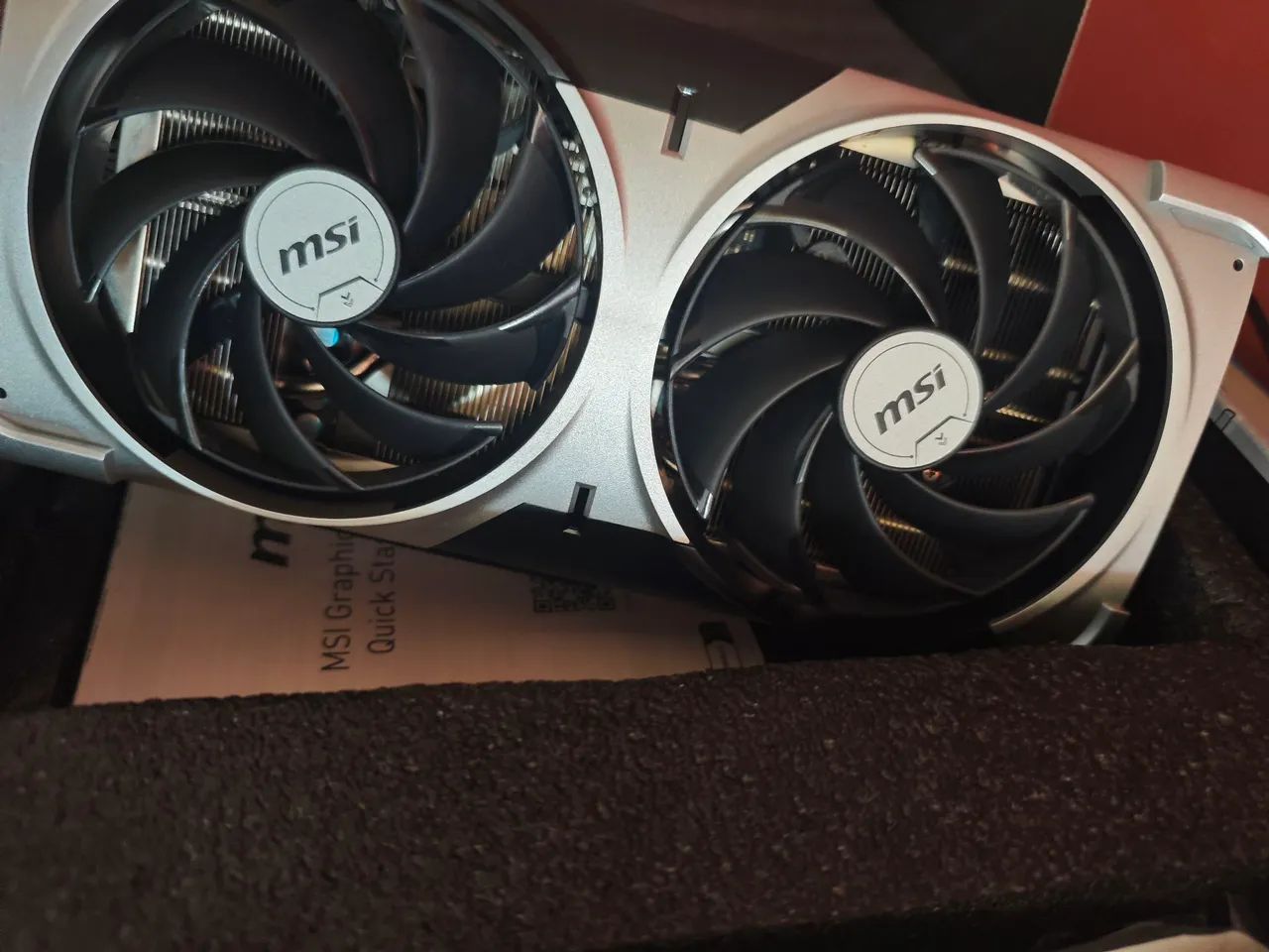 RTX 5070 MSI OC Gddr7 - Foto 4