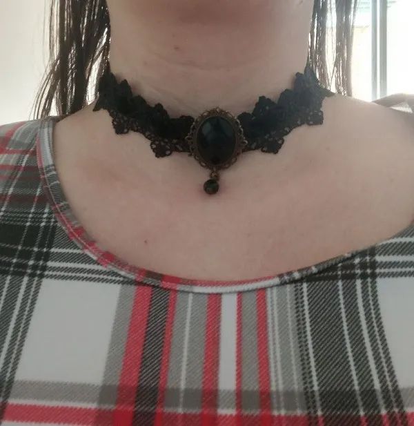 Gargantilha Preta de Renda com Camafeu Básico (novo) - Foto 4