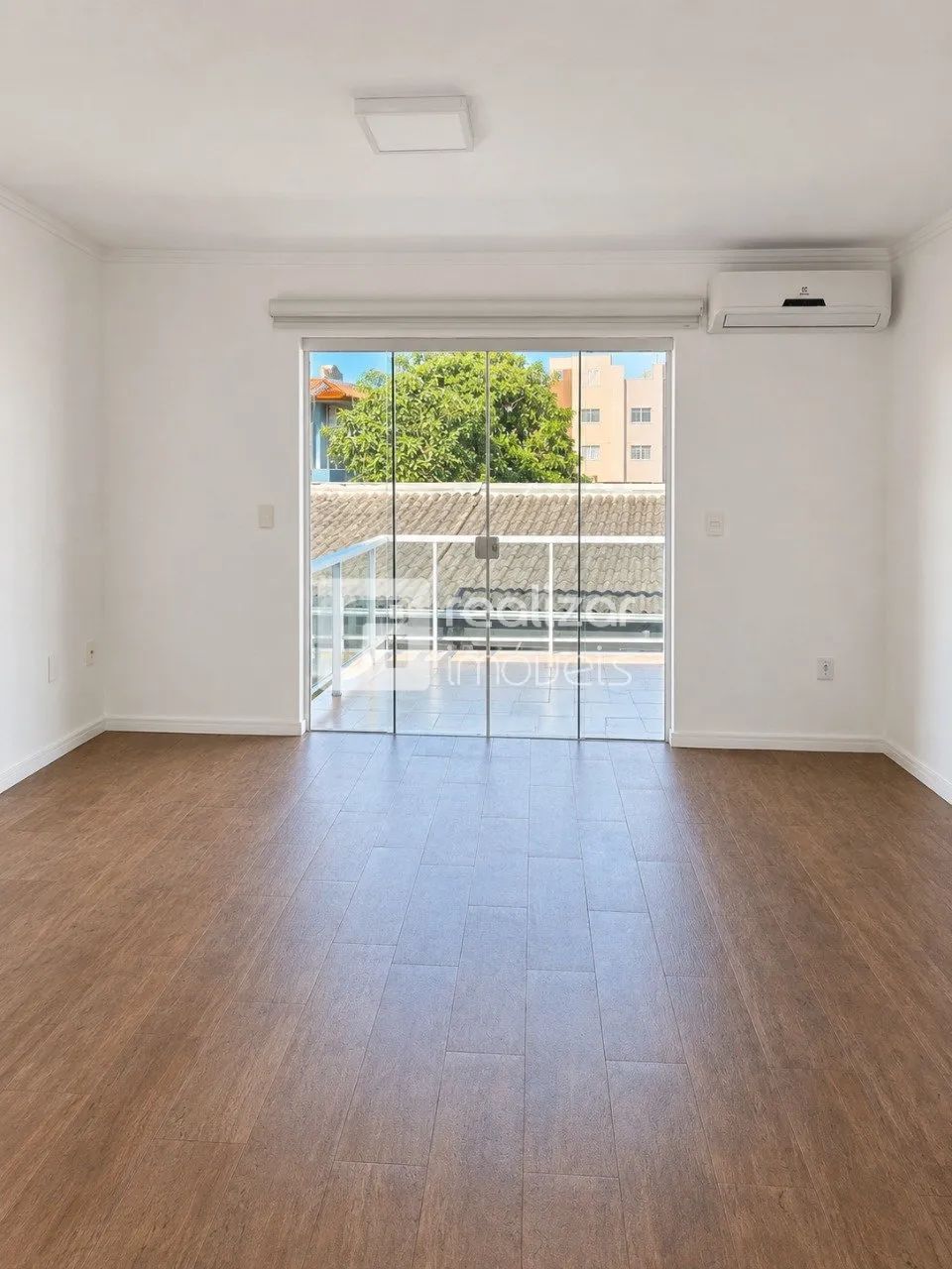 Casa com 3 dormitórios, sendo 2 suítes, no Pagani - Foto 4
