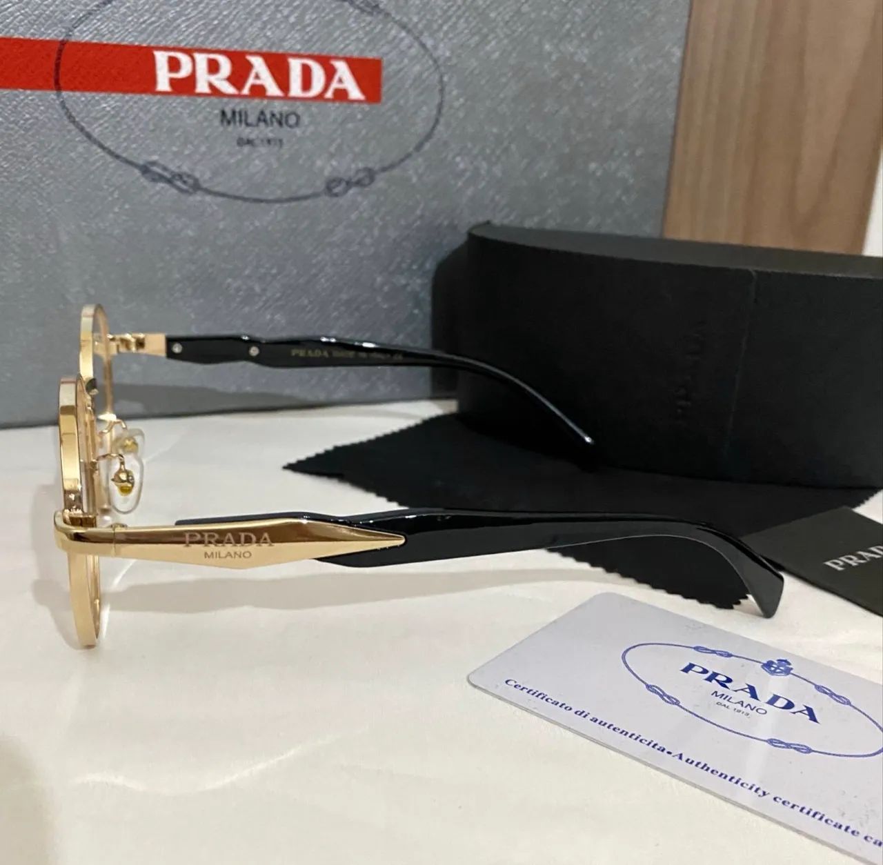 Óculos dourado Prada  - Foto 2