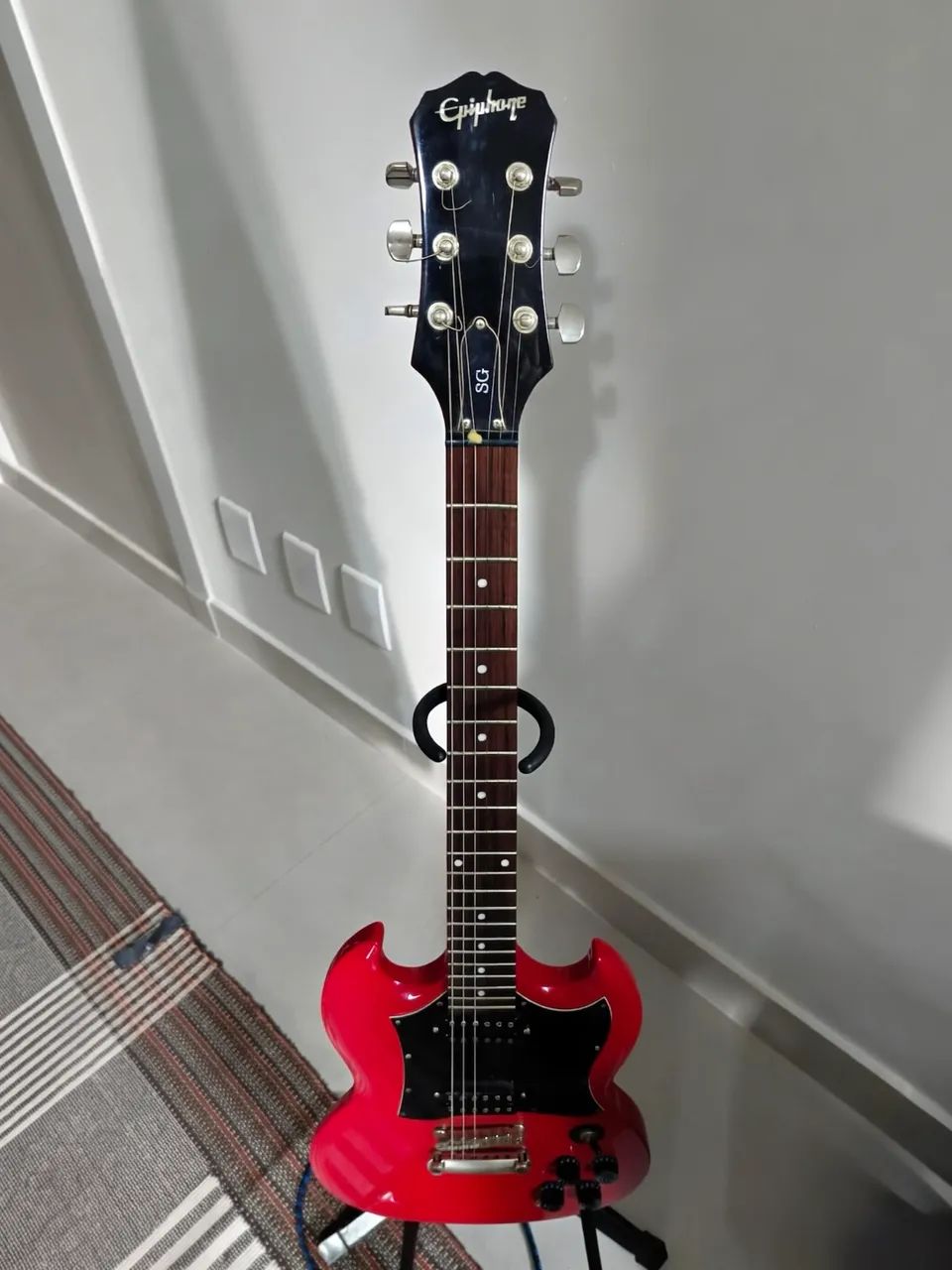 Guitarra Epiphone g-310 - Foto 4