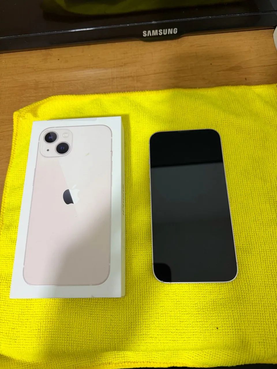 iPhone 13 