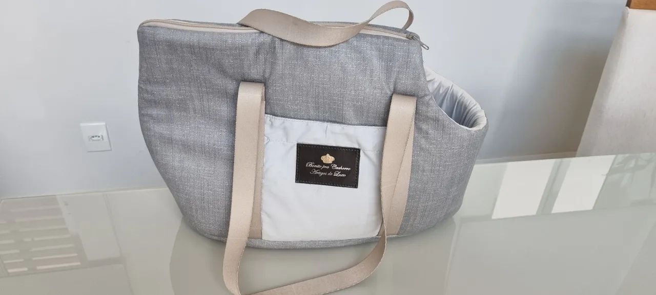 Bolsa para transporte de Pet porte pequeno - marca: Bonito pra cachorro. 