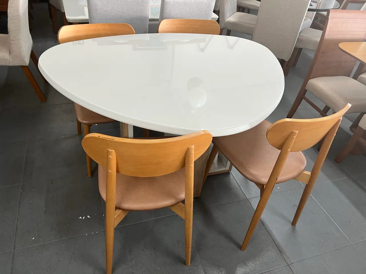 Mesa de madeira - Foto 2