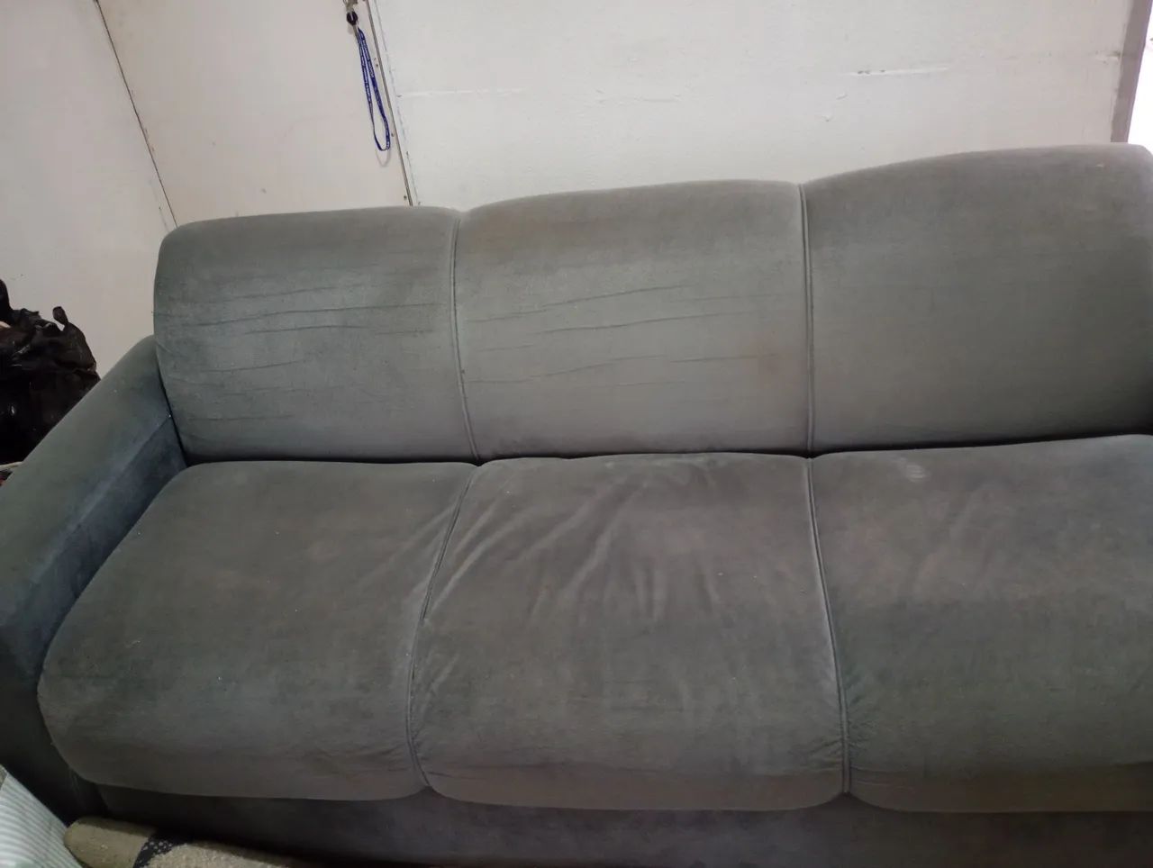 Vende-se sofá em ótimas condições R$270.00 - Foto 4