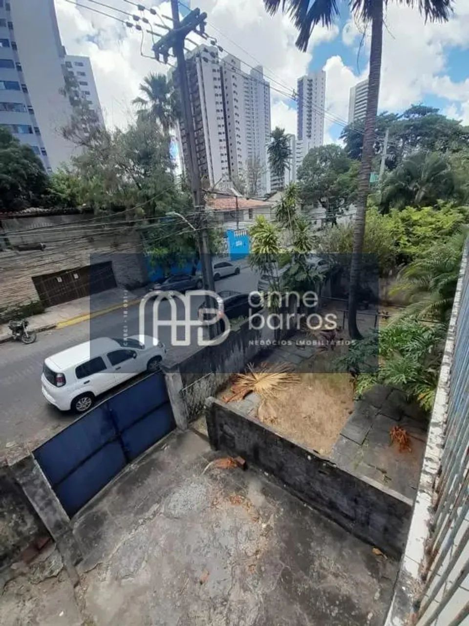 Casa de 361 m² útil em Casa Amarela - Foto 2