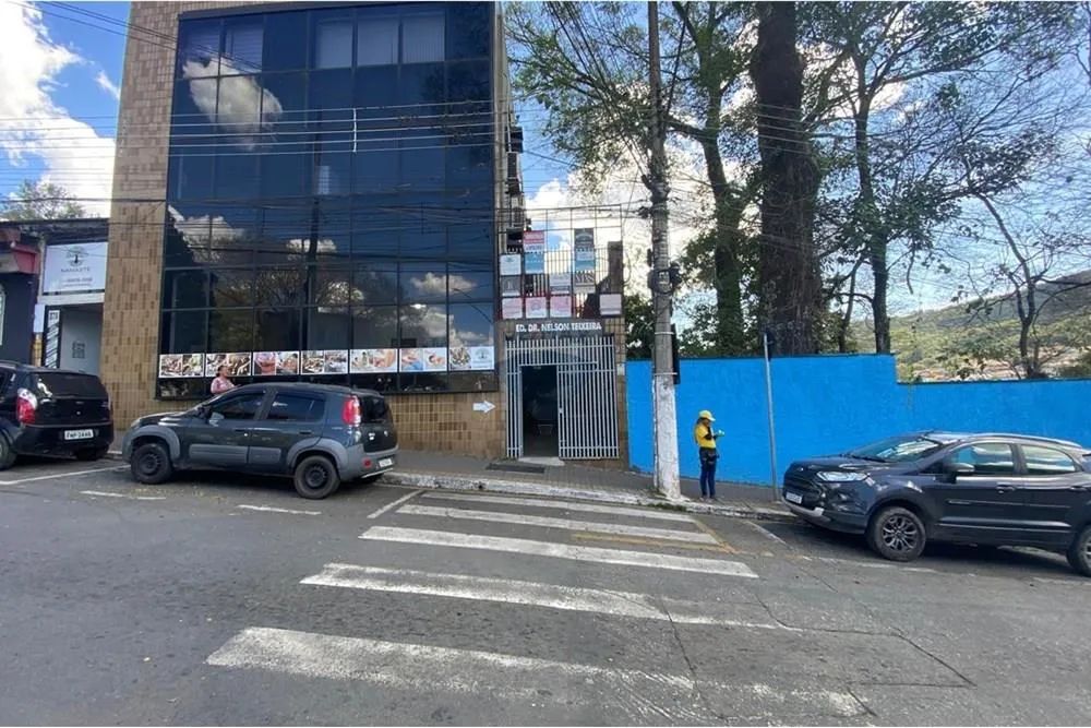 Sala Comercial Central: Perfeita para Seu Negócio!
