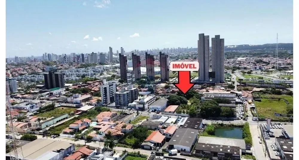 Prédio Terreno com 4.400m² (40m x 110m) Candelária - Foto 2