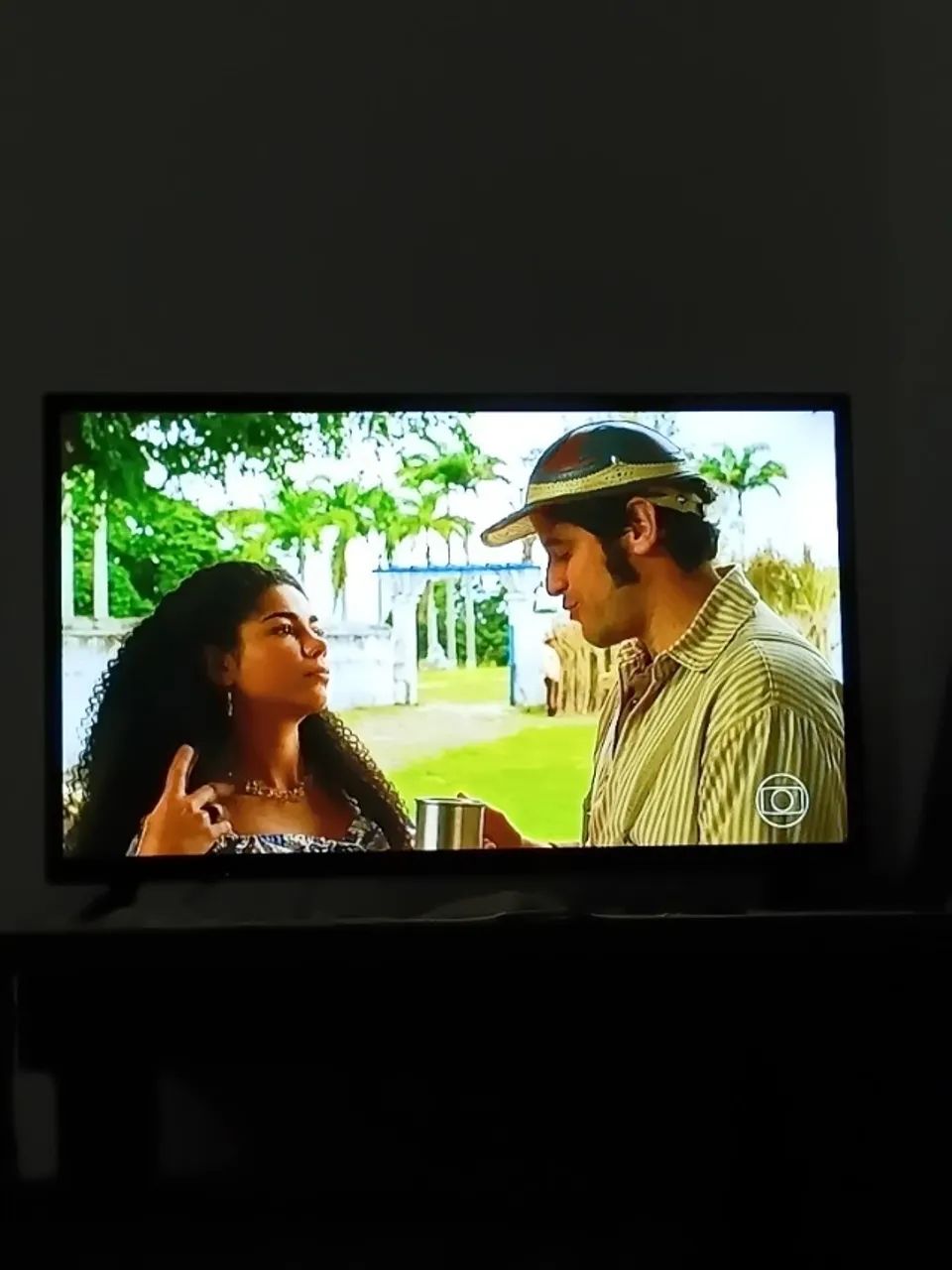 TV smart 32 multilaser ! Perfeito estado!