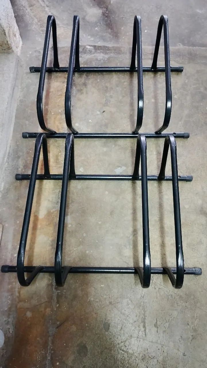 2 Bicicletario de chão para garagem  - Foto 2