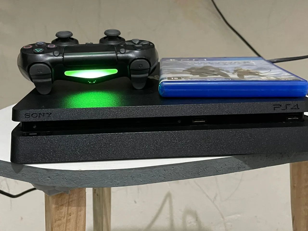 PS4 1TB  - Foto 2
