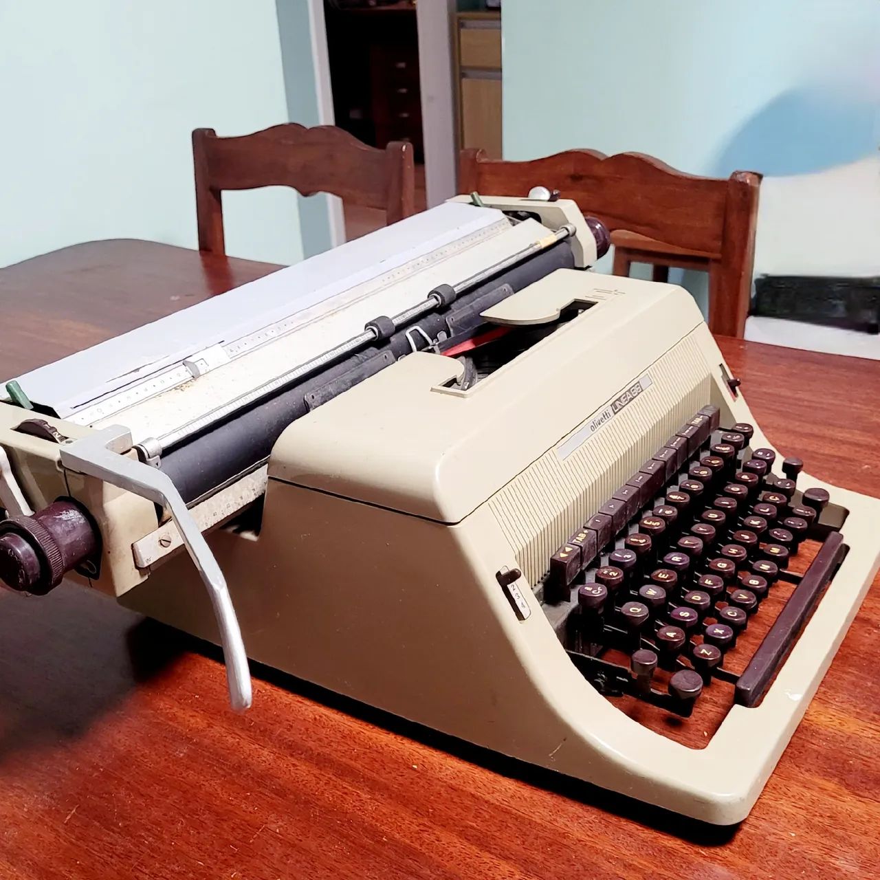 Máquina de escrever: Olivetti LINEA 88 - Foto 3