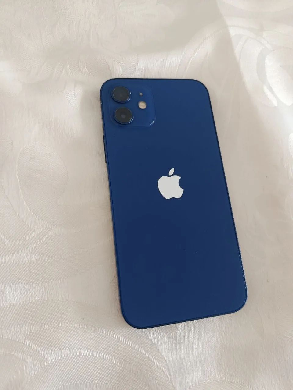 iPhone 12  impecável 