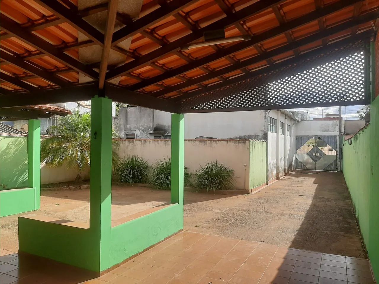 ALUGO CASA p/ Residência e/ou Escritório  - Foto 2