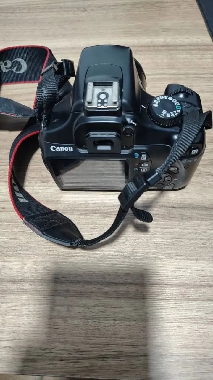 VENDO CÂMERA CANON EOS REBEL T3 + LENTE 50MM + KIT COMPLETO - Foto 6