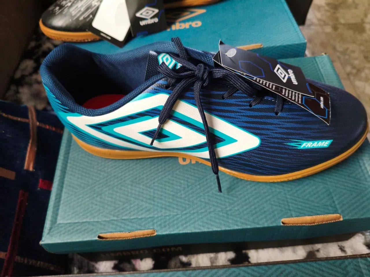 Chuteiras (Umbro) - Foto 2