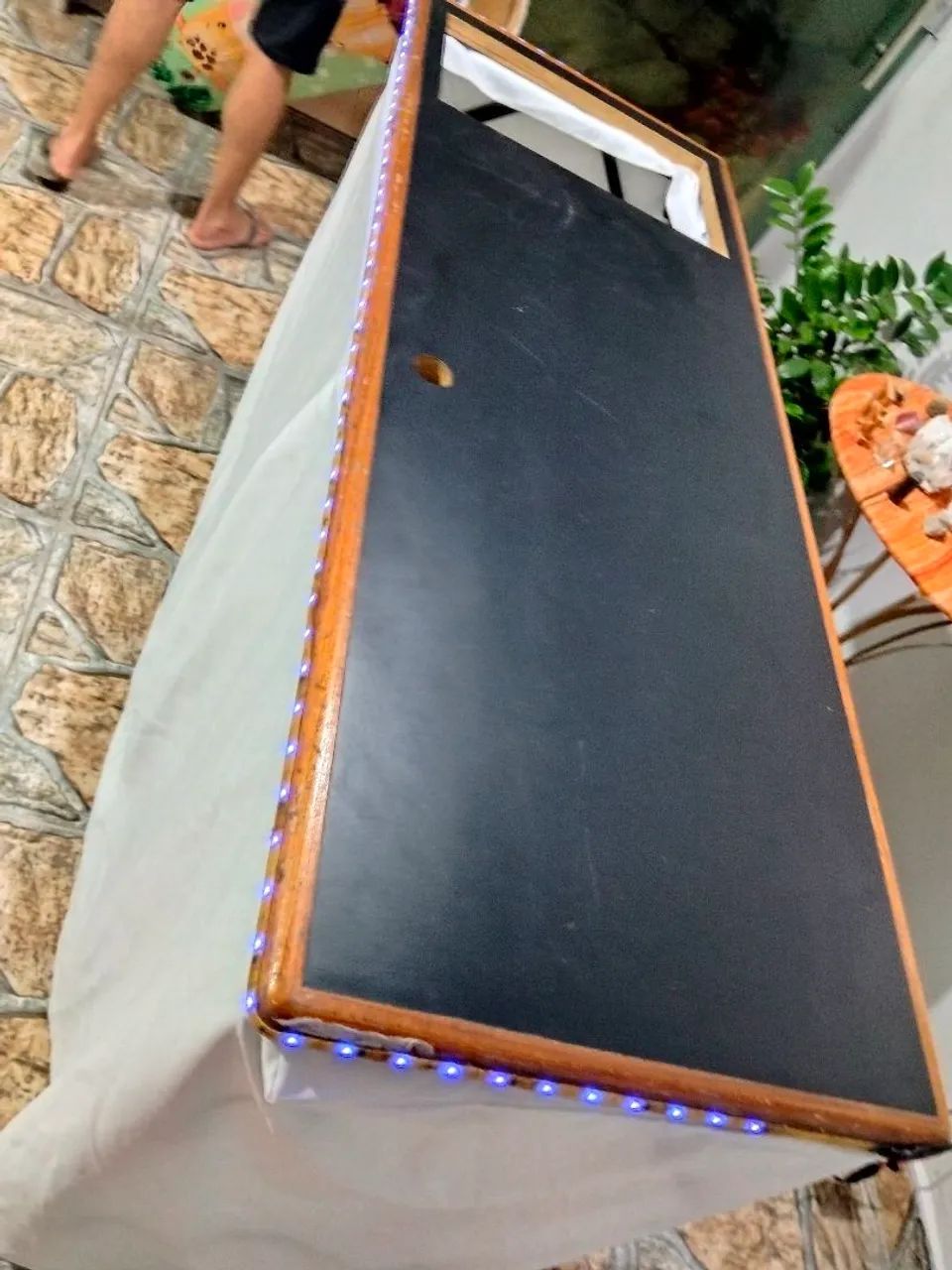 Vendo mesa de Metalon para som - Foto 4