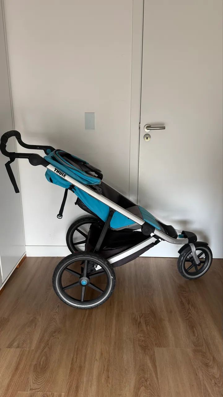 Vendo carrinho de bebê Thule Guide - Foto 4