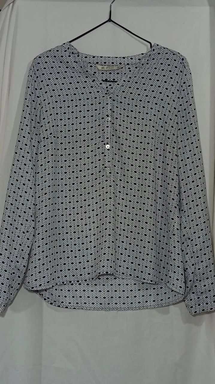 Blusa estampa geometrica