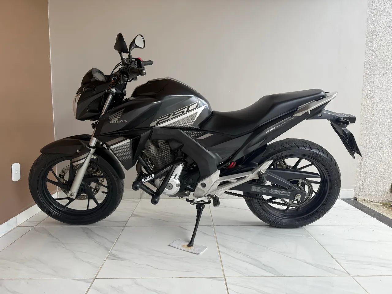 Cb twister abs 2022