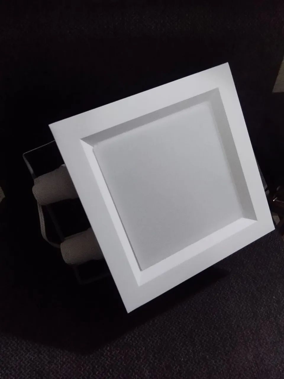 Luminária 20x20 nova - Foto 3