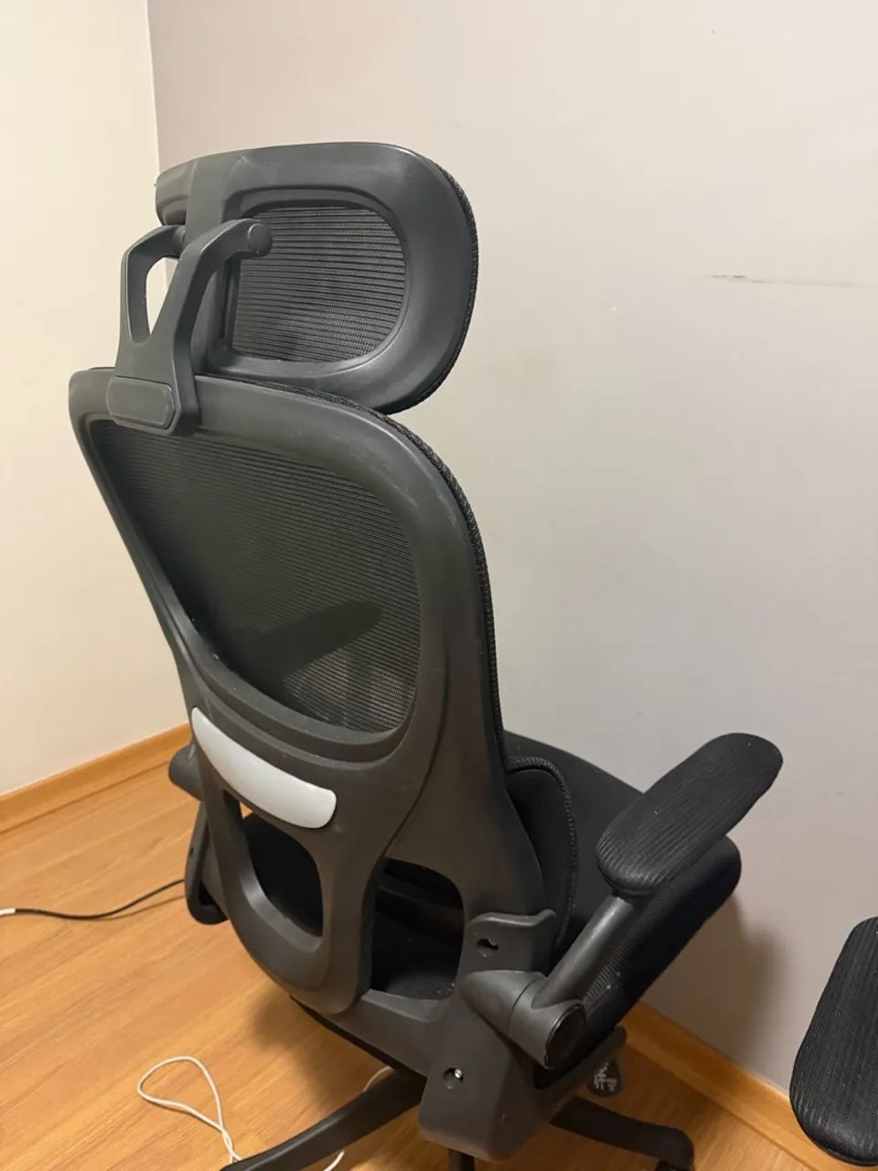 PAR DE CADEIRAS ERGONÔMICAS DE ESCRITÓRIO - Foto 3