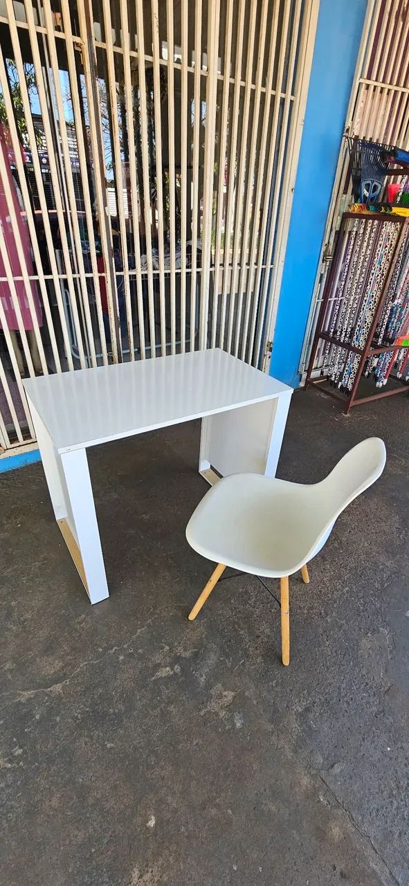 mesa escrivania com cadeira semi nova ENTREGA GRÁTIS  - Foto 2