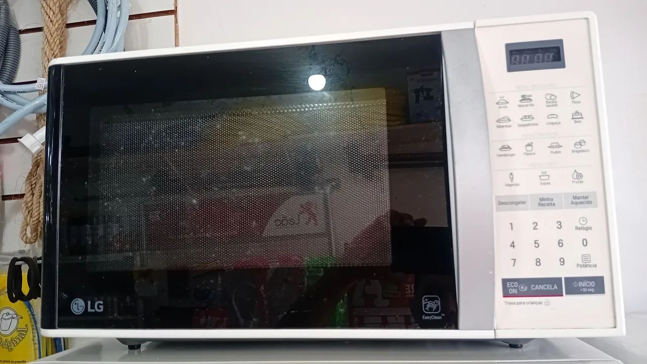 Microondas 30L LG 