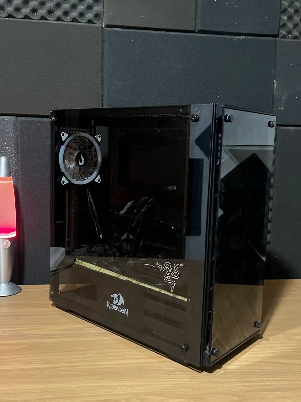 Gabinete Gamer Redragon c 4 Coolers e Controladora - Foto 3